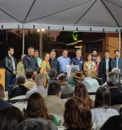 CO-FUNDADOR DO GRUPO COTEMIG É HOMENAGEADO EM NOVA SEDE DO SINDICATO DOS PRODUTORES RURAIS EM BOM JESUS DO AMPARO